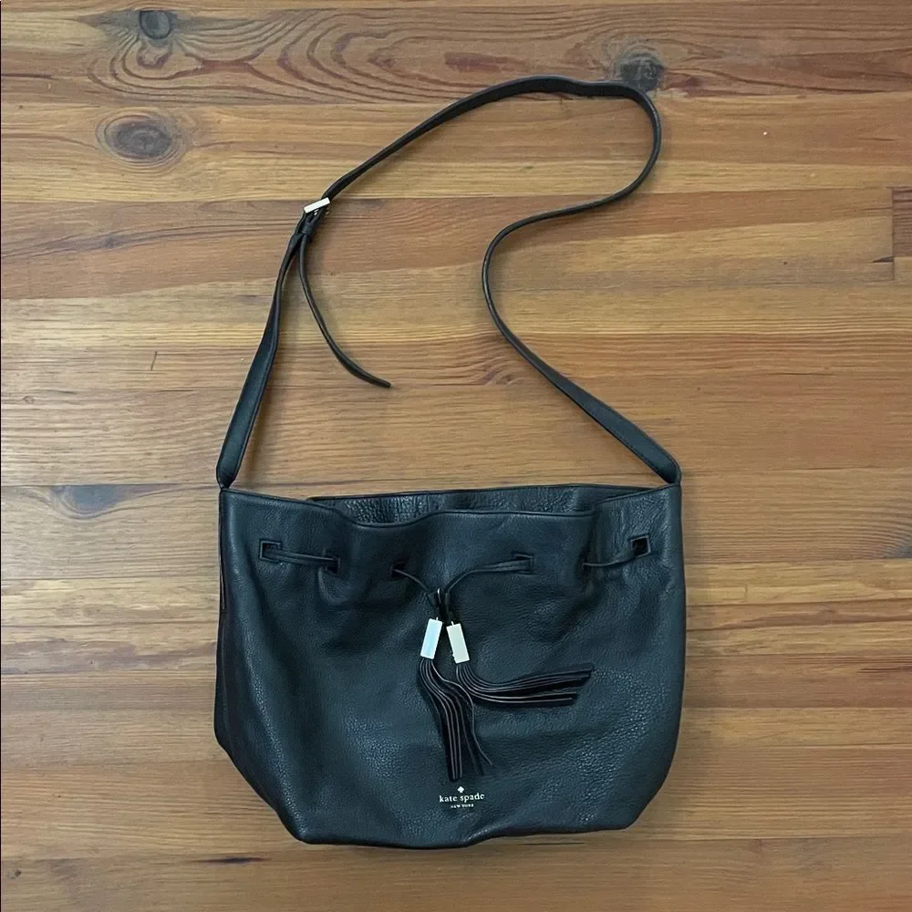 Kate Spade Cooper Grey Street Black Leather Bucket Tote Bag Crossbody WKRU3057